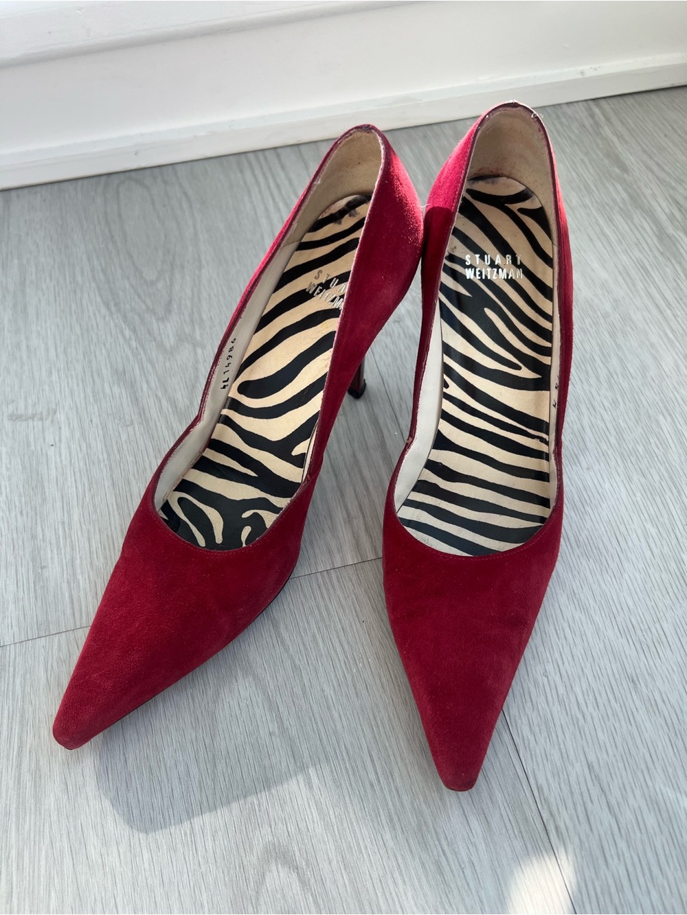 STUART WEITZMAN Burgundy-Red Suede Pointed-Toe Heels
